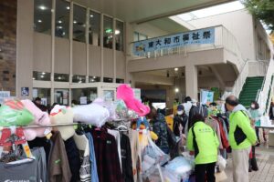 会場内の様子:民協バザー